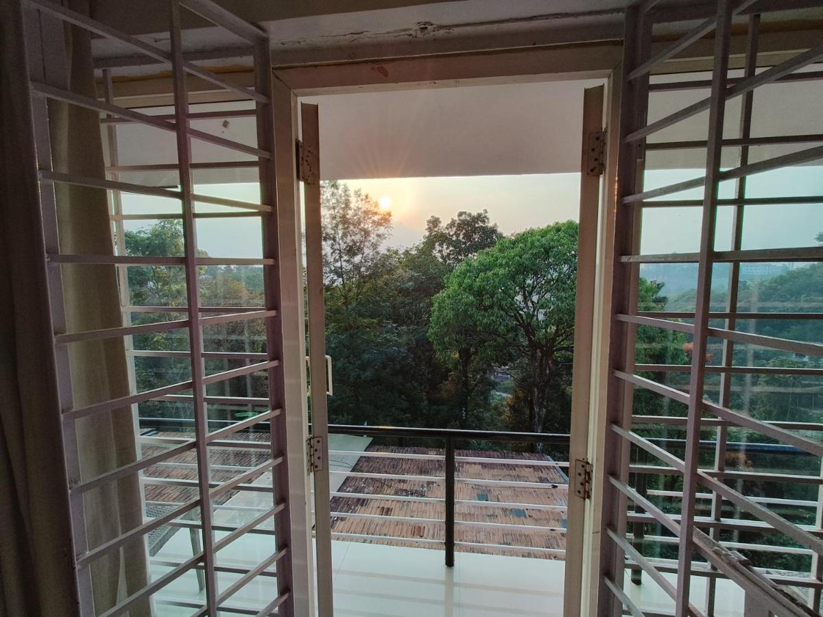 Red Stone Villas Coorg Madikeri Eksteriør bilde